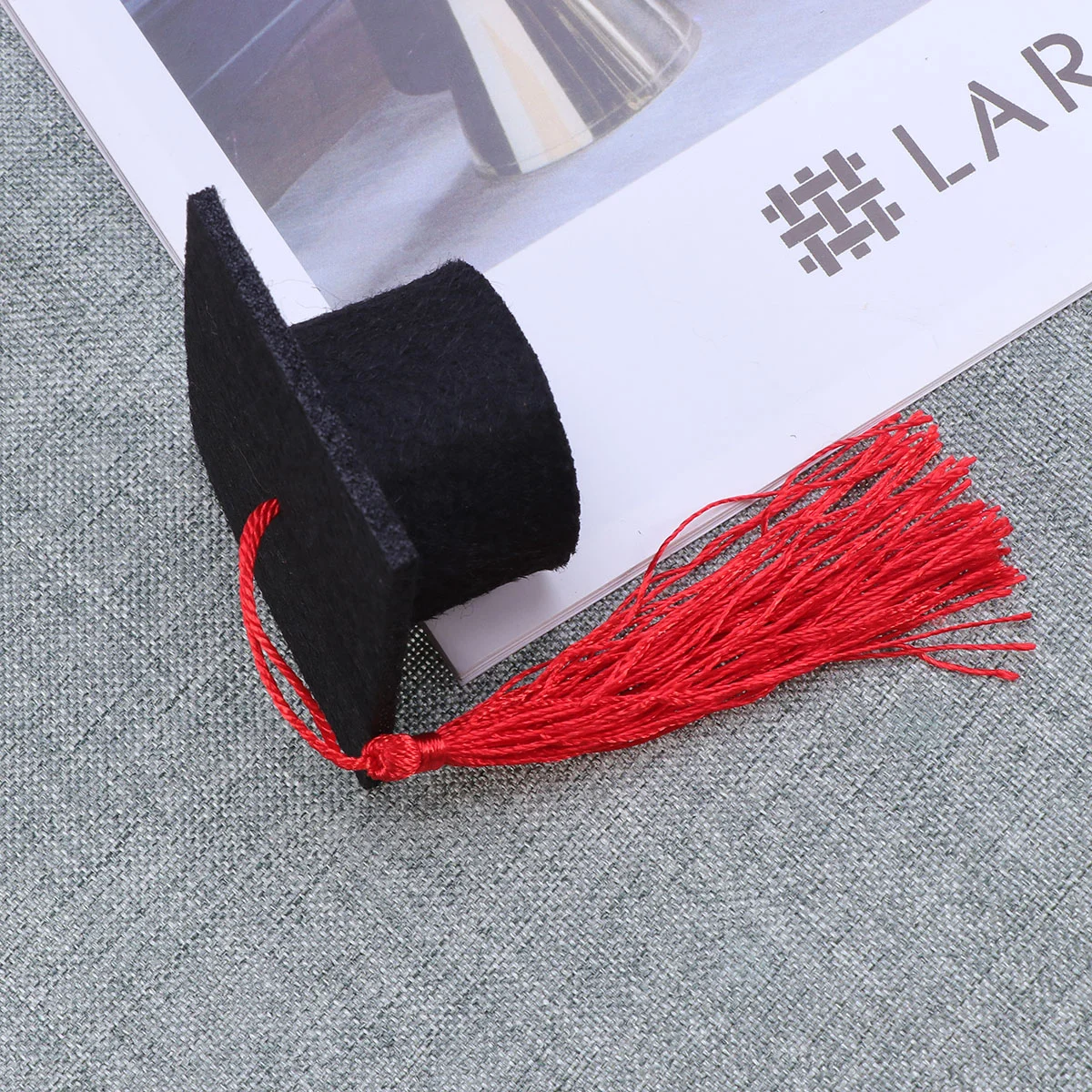 Graduation Mini Cap Decorations Hat Caps Bottles Party Bottle Topper Favors Topperstassel Hatschampagne Table Crafts
Graduation Mini Cap Decorations Hat Caps Bottles Party Bottle Topper Favors Topperstassel Hatschampagne Table Crafts