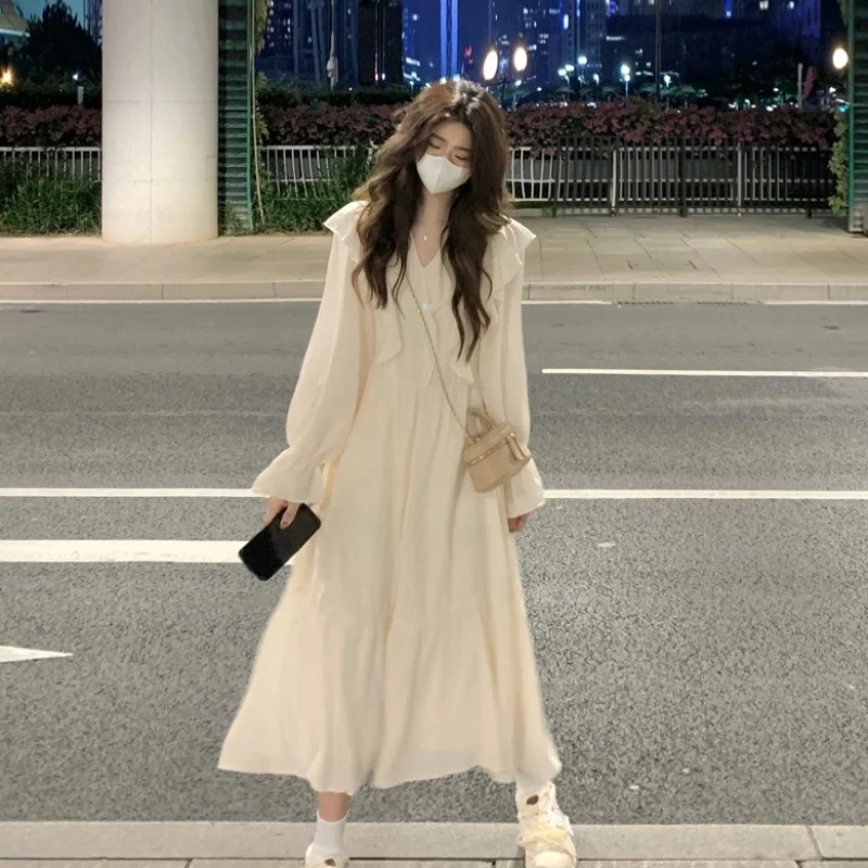 Women A-line Dress French High-grade Ruffle Long Sleeve Ankle Dress For Women Autumn 2022 New Design High Waist Slim Skirt
Women A-line Dress French High-grade Ruffle Long Sleeve Ankle Dress For Women Autumn 2022 New Design High Waist Slim Skirt