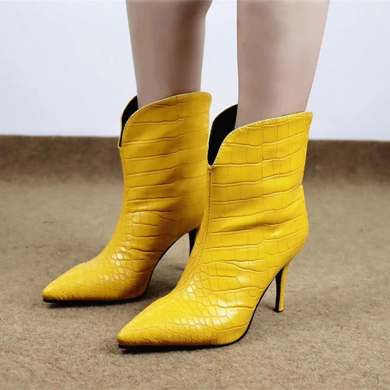 Snakeskin Ankle Cowboy Boots For Women Sexy Heels Boots Women Water-proof Black Yellow Women's Ankle Boots Short Shoes Pointed 
Snakeskin Ankle Cowboy Boots For Women Sexy Heels Boots Women Water-proof Black Yellow Women's Ankle Boots Short Shoes Pointed