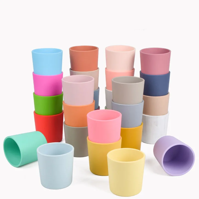 Solid Color Baby Silicone Feeding Cups BPA-Free Portable Container Feeding Cups For Children Leakproof Learning Drinking Cups 
Solid Color Baby Silicone Feeding Cups BPA-Free Portable Container Feeding Cups For Children Leakproof Learning Drinking Cups