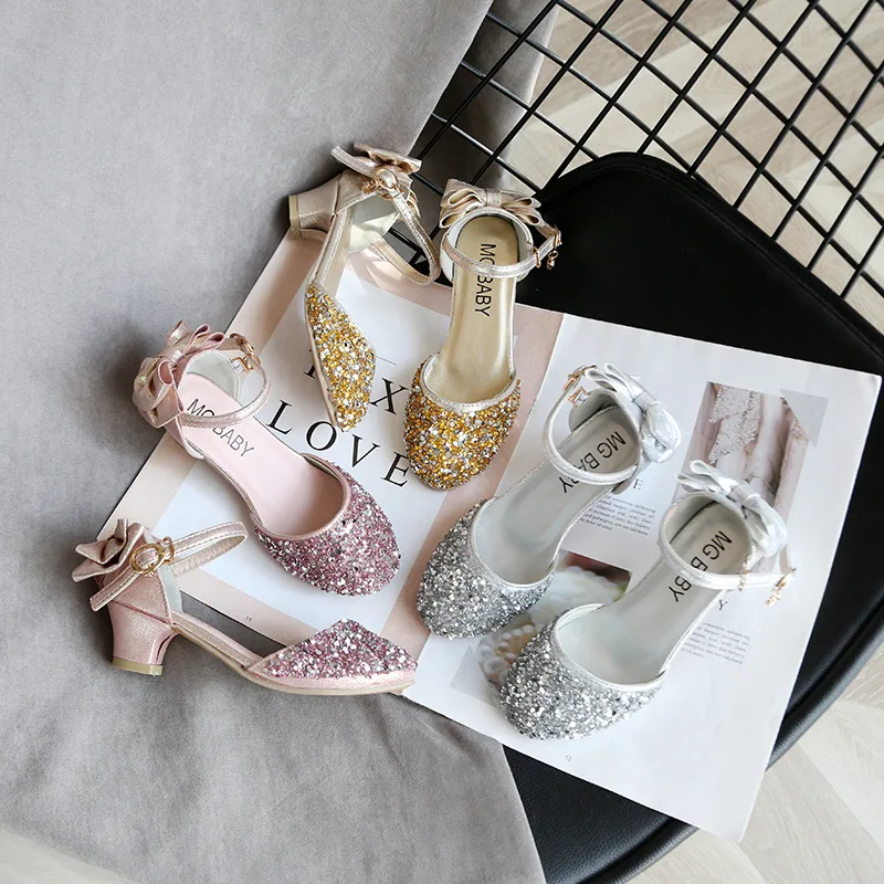Princess Kids Leather 2022 Shoes For Girls Flower Casual Glitter Children High Heel Girls Shoes Butterfly Knot Pink Silver Gold
Princess Kids Leather 2022 Shoes For Girls Flower Casual Glitter Children High Heel Girls Shoes Butterfly Knot Pink Silver Gold