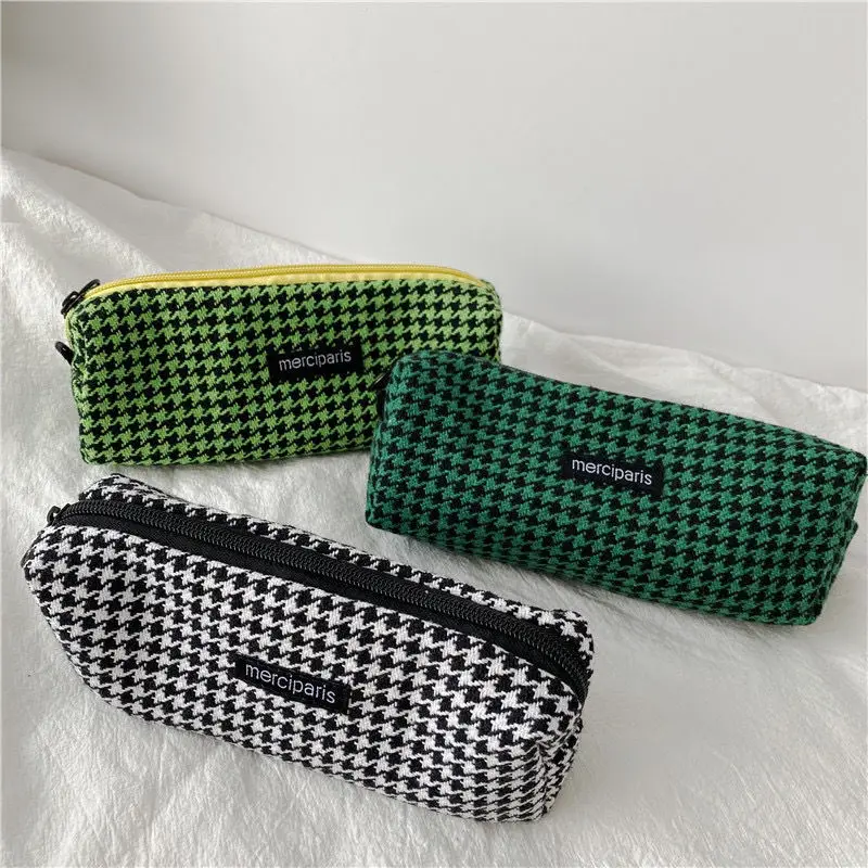 Lattice Woolen Canvas Pencil Case Cute Student Large Capacity Student Stationery School Supplies Back To School Kawai Bag
Lattice Woolen Canvas Pencil Case Cute Student Large Capacity Student Stationery School Supplies Back To School Kawai Bag