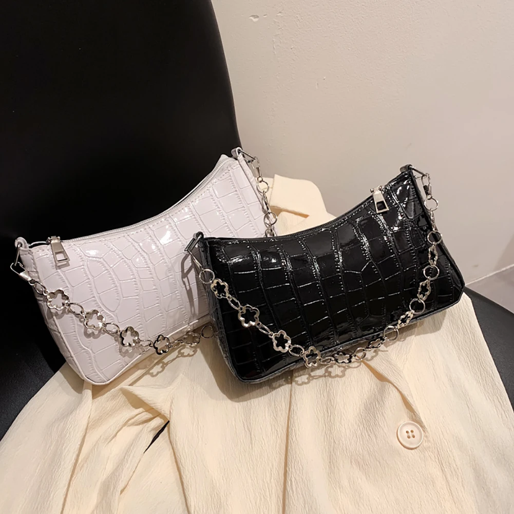 Fashion Women's Bag Flower Chain Underarm Shoulder Bags for Women 2022 Female bag Casual Ladies Shopper Handbag
Fashion Women's Bag Flower Chain Underarm Shoulder Bags for Women 2022 Female bag Casual Ladies Shopper Handbag