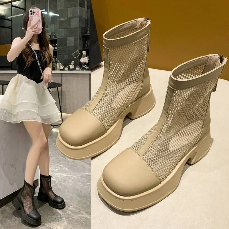 Platform Ankle Boots Summer New Mesh Women Sandals Bottines Chelsea Breathable Hollow Fashion Sapatos Femininos De Luxo shoes
Platform Ankle Boots Summer New Mesh Women Sandals Bottines Chelsea Breathable Hollow Fashion Sapatos Femininos De Luxo shoes