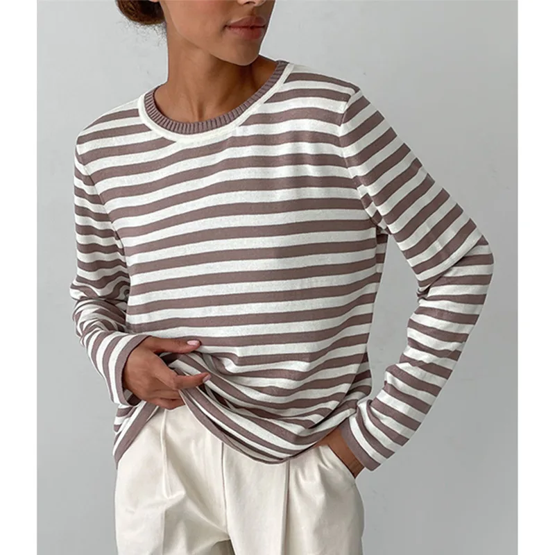 Women Striped Knitted Loose Sweaters Fashion Autumn Winter Casual Pullovers Long Sleeve O Neck Streetwear Sweaters
Women Striped Knitted Loose Sweaters Fashion Autumn Winter Casual Pullovers Long Sleeve O Neck Streetwear Sweaters