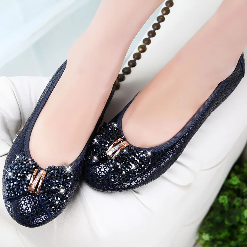 Large women's Shoes 41-43 mother's Shoes Soft Soled Real Leather Shoes Bow Single Shoes Scoop Shoes Rhinestone
Large women's Shoes 41-43 mother's Shoes Soft Soled Real Leather Shoes Bow Single Shoes Scoop Shoes Rhinestone