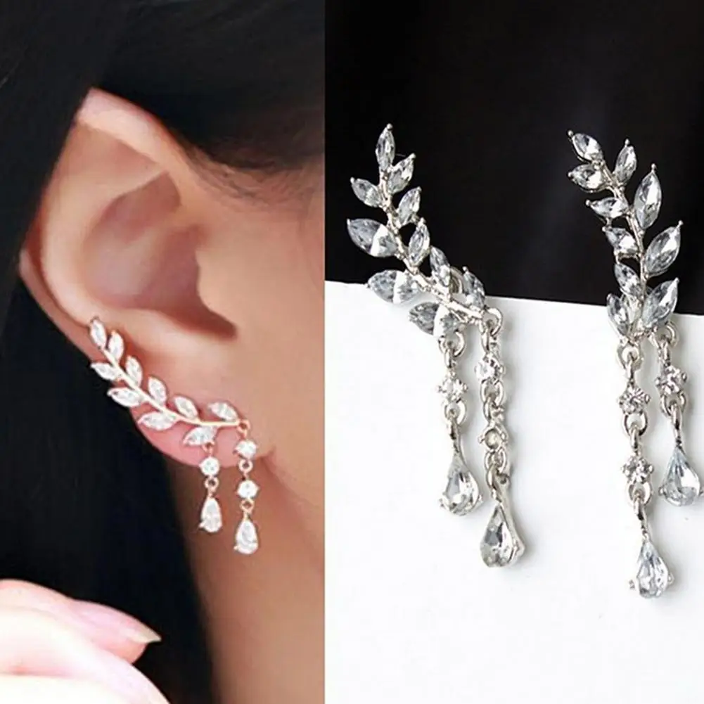1 Pair Dangle Earrings Leaf Water Drop-shaped Pendant Jewelry Exquisite Sparkling Stud Earrings for Wedding
1 Pair Dangle Earrings Leaf Water Drop-shaped Pendant Jewelry Exquisite Sparkling Stud Earrings for Wedding