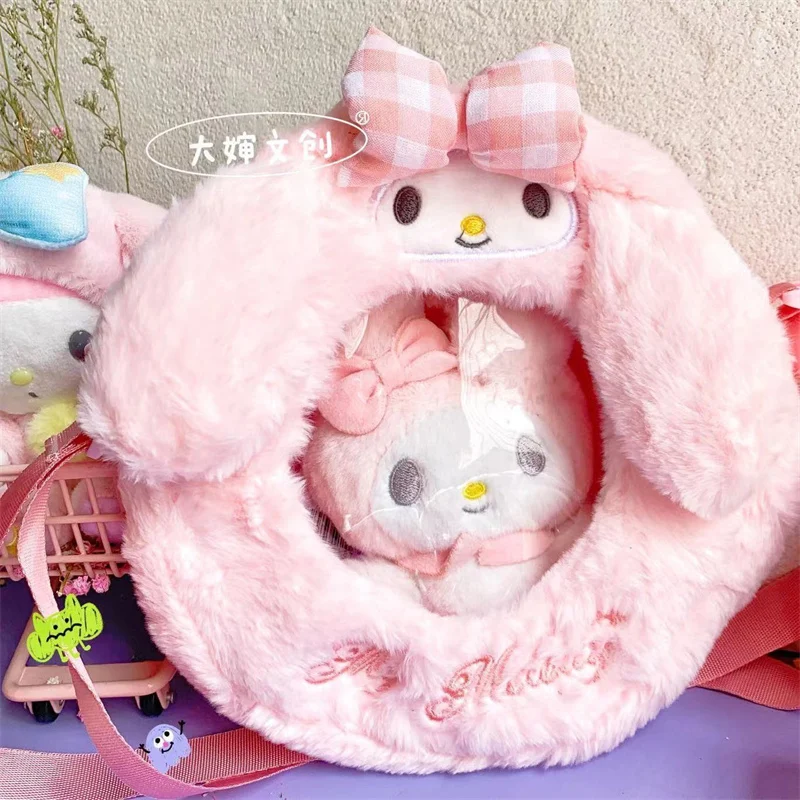 Рюкзак Kawaii Sanrioed, плюшевый, для камеры, мобильный телефон, с плюшевая кукла в подарок 14 см
Рюкзак Kawaii Sanrioed, плюшевый, для камеры, мобильный телефон, с плюшевая кукла в подарок 14 см
