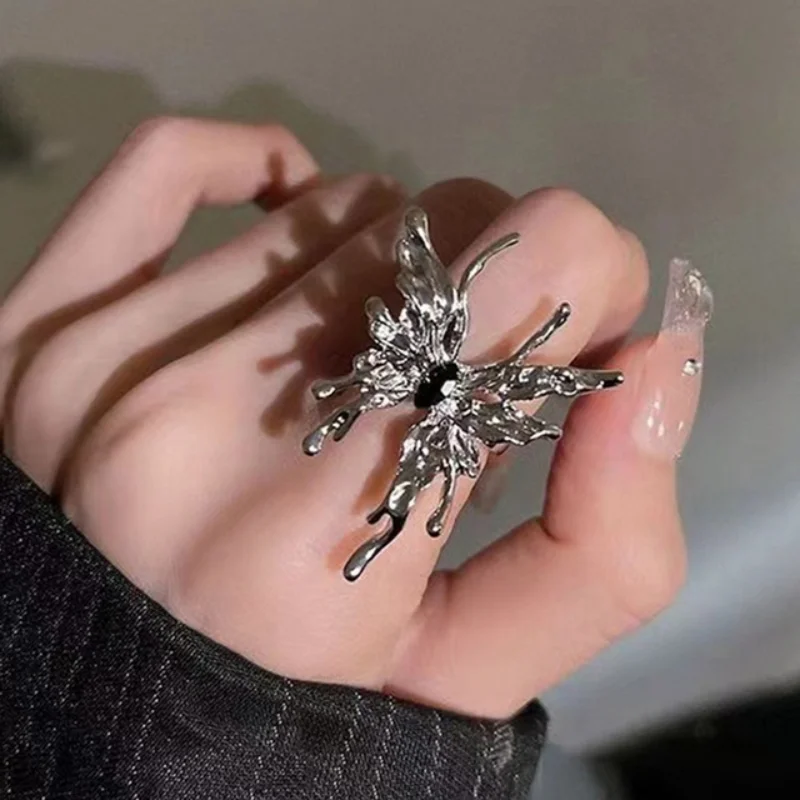 Punk Irregular Butterfly Rings For Women Liquid Metal Butterfly Earring Aesthetic Egirl Gothic Insect Open Rings Jewelry
Punk Irregular Butterfly Rings For Women Liquid Metal Butterfly Earring Aesthetic Egirl Gothic Insect Open Rings Jewelry