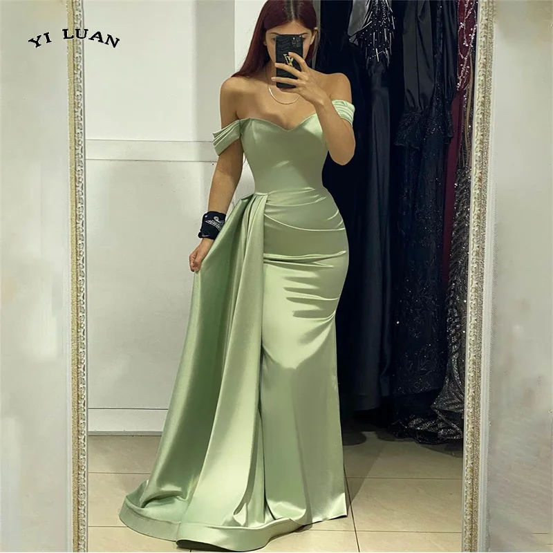 YiLuan Shiny Green Mermaid Evening Dresses Satin Off Shoulder Pleated V-Neck Prom Dress Saudi Arabia Dubai Celebrity Party Gowns
YiLuan Shiny Green Mermaid Evening Dresses Satin Off Shoulder Pleated V-Neck Prom Dress Saudi Arabia Dubai Celebrity Party Gowns