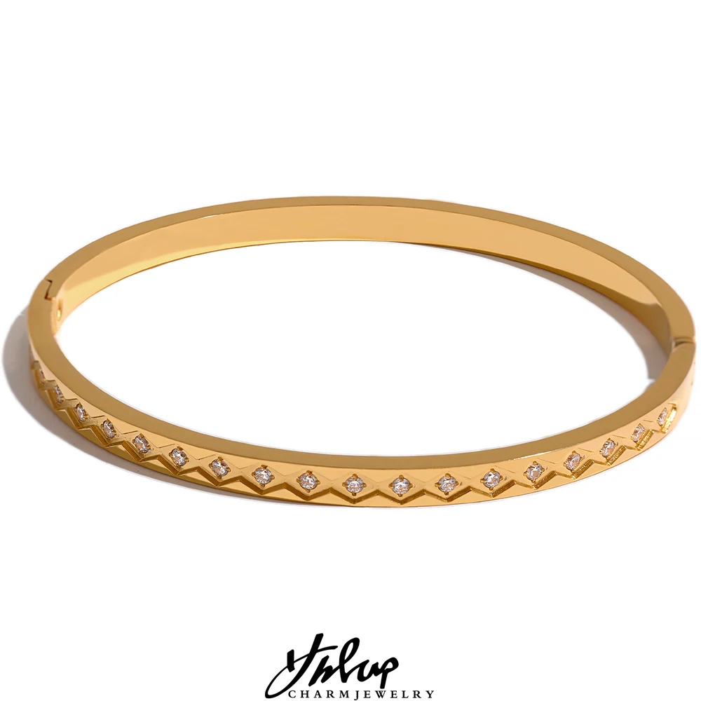 Женский браслет из нержавеющей стали, с фианитом, 18 к
Женский браслет из нержавеющей стали, с фианитом, 18 к