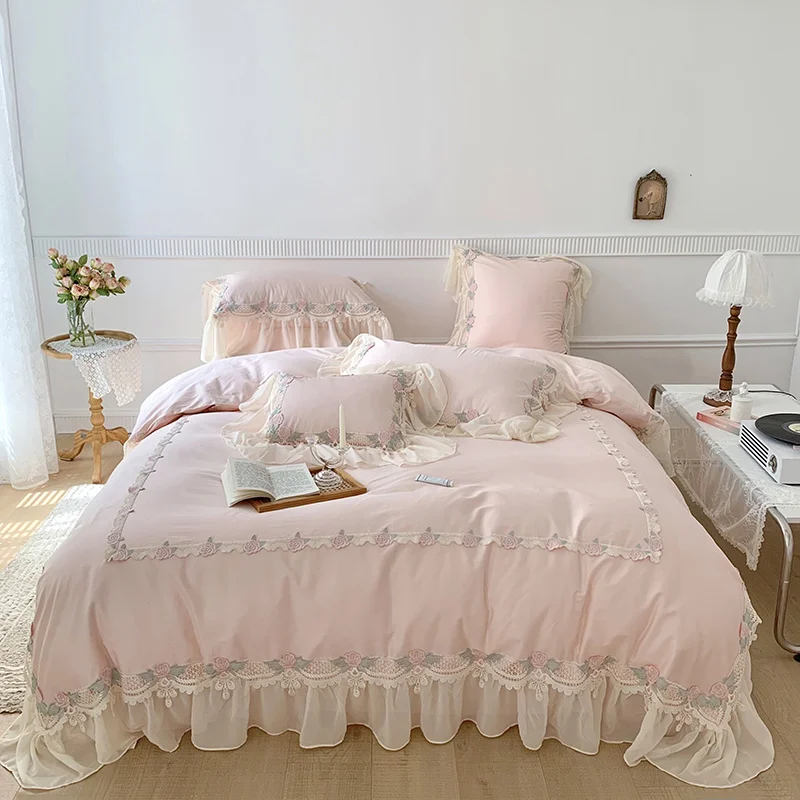 Pink Flowers Embroidery 1400TC Egyptian Cotton 4/5Pcs Girl Bedding Lace Ruffles Quilt/Duvet Cover Set Bed Linen Pillowcases
Pink Flowers Embroidery 1400TC Egyptian Cotton 4/5Pcs Girl Bedding Lace Ruffles Quilt/Duvet Cover Set Bed Linen Pillowcases