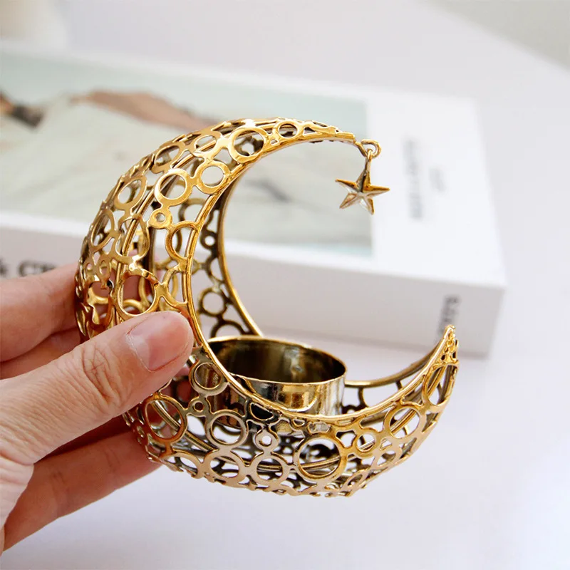 10.5CM light luxury crescent moon star moon black gold metal candle holder modern romantic wedding wedding Christmas candle cup
10.5CM light luxury crescent moon star moon black gold metal candle holder modern romantic wedding wedding Christmas candle cup