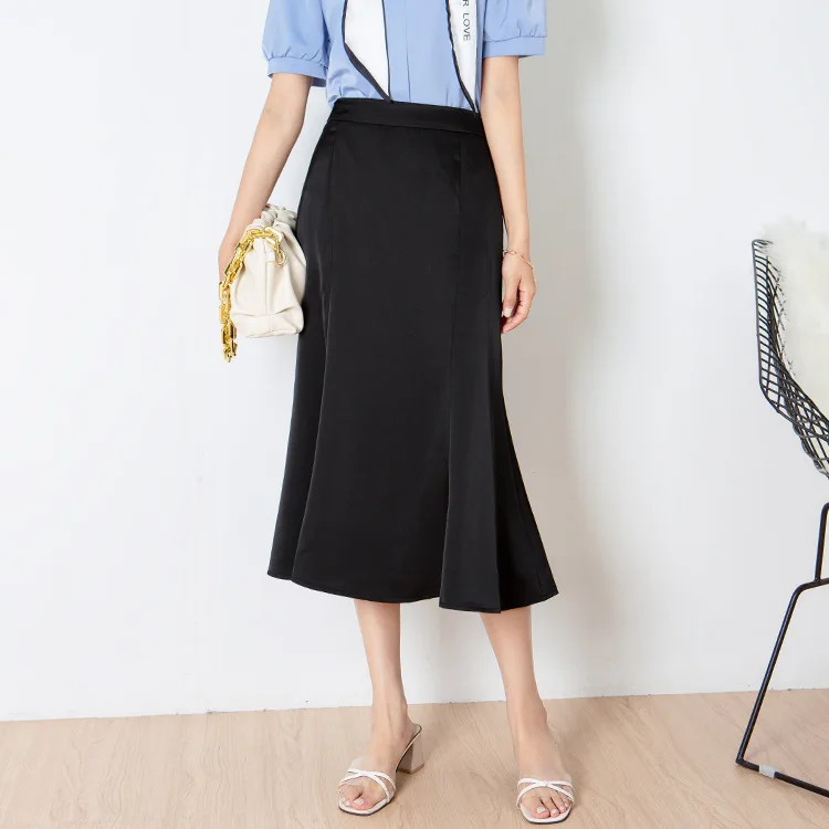 Korea's Sense Of Design Stitching Acetic Acid Satin Fishtail Skirt Women's 2022 Spring High Waist Long Slim A Skirt
Korea's Sense Of Design Stitching Acetic Acid Satin Fishtail Skirt Women's 2022 Spring High Waist Long Slim A Skirt