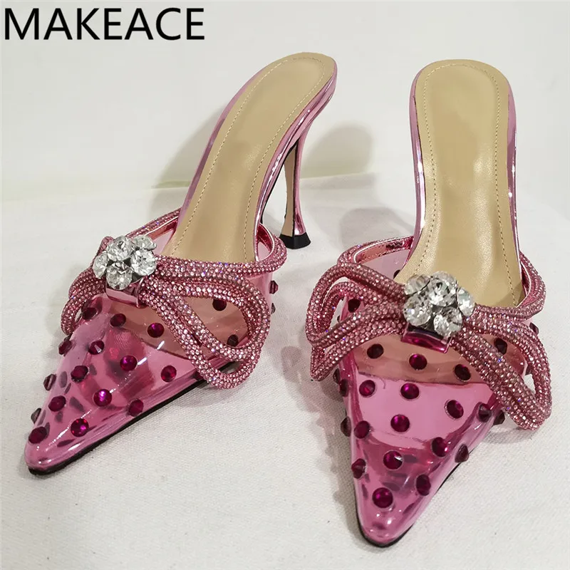 Summer New PVC Crystal Slides Ladies High Heel Slippers Pointed Toe Crystal Bowknot Decoration Slip-on Fashion Shoes Women 2022
Summer New PVC Crystal Slides Ladies High Heel Slippers Pointed Toe Crystal Bowknot Decoration Slip-on Fashion Shoes Women 2022