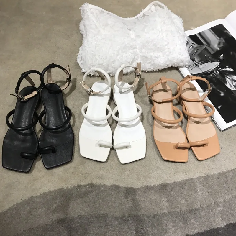 Шлепанцы на танкетке для женщин, босоножки на низкой платформе, кожаные туфли с ремешком на щиколотке и блочным каблуком, Женский костюм с к...
Шлепанцы на танкетке для женщин, босоножки на низкой платформе, кожаные туфли с ремешком на щиколотке и блочным каблуком, Женский костюм с к...