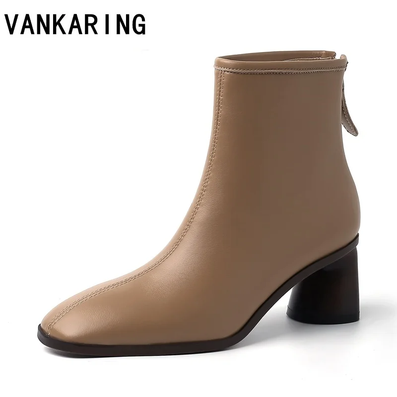 Женские кожаные ботильоны на молнии, с квадратным носком, на массивном каблуке
Женские кожаные ботильоны на молнии, с квадратным носком, на массивном каблуке