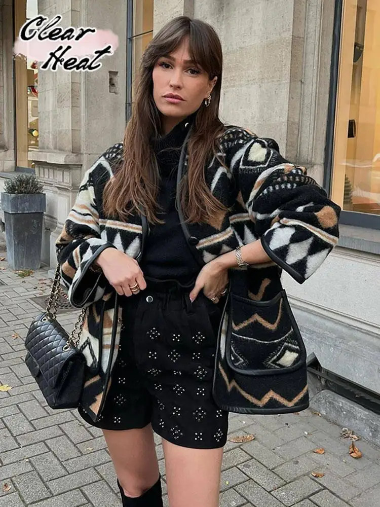 Fashion Printed V-neck Cotton Long Coat For Women Long Sleeve Slim Fit Pocket Jacket 2023 Ladies Autumn New Lady Street Outwears
Fashion Printed V-neck Cotton Long Coat For Women Long Sleeve Slim Fit Pocket Jacket 2023 Ladies Autumn New Lady Street Outwears