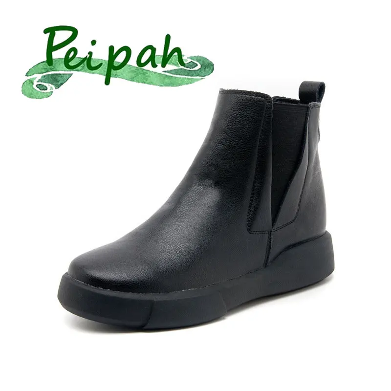 PEIPAH Winter Cow Leather Shoes for Women Chelsea Rubber Ankle Retro Boots Ladies Round Toe Casual Flat with Fur Botas
PEIPAH Winter Cow Leather Shoes for Women Chelsea Rubber Ankle Retro Boots Ladies Round Toe Casual Flat with Fur Botas