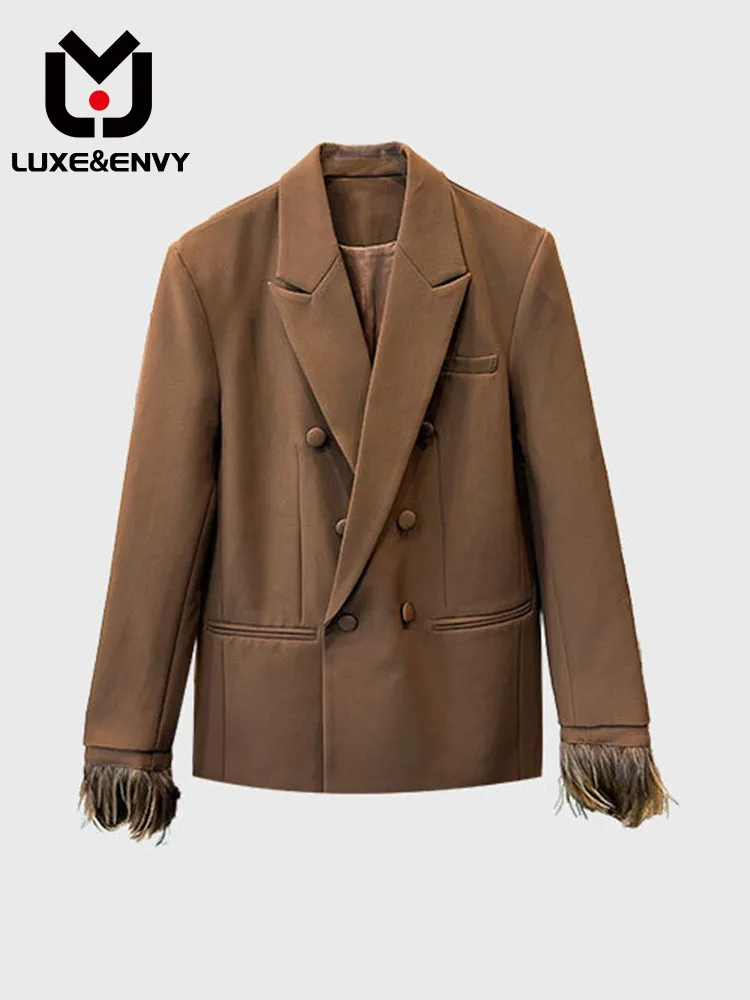 Женский свободный костюм люкс & ENVY, повседневный комплект с небольшой асимметричной юбкой и соединением из перьев, осень 2023
Женский свободный костюм люкс & ENVY, повседневный комплект с небольшой асимметричной юбкой и соединением из перьев, осень 2023