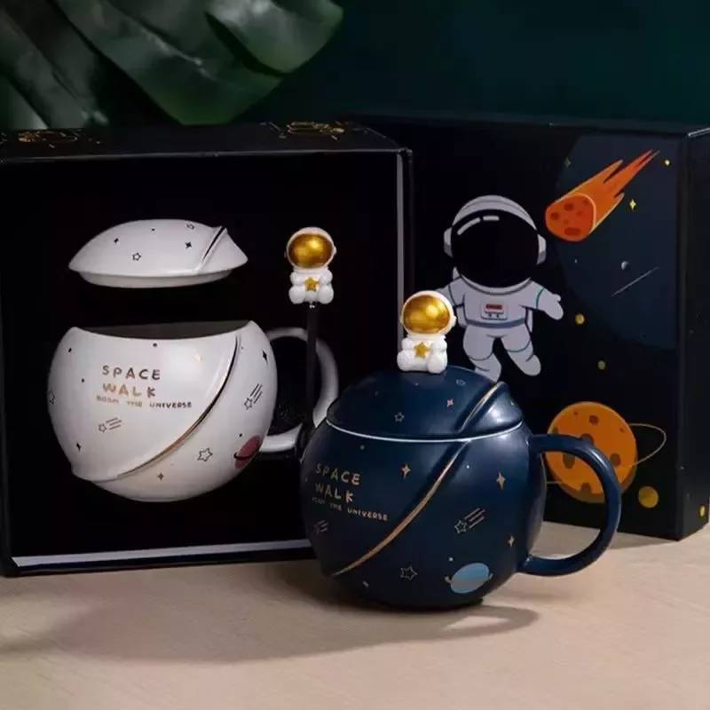 Planet Creative Ceramic mug Cute espresso Coffee Mug Milk Cup with spoon lids Coffee tea Cup 400ML Capacity Water Jugs XMas Gift 
Planet Creative Ceramic mug Cute espresso Coffee Mug Milk Cup with spoon lids Coffee tea Cup 400ML Capacity Water Jugs XMas Gift