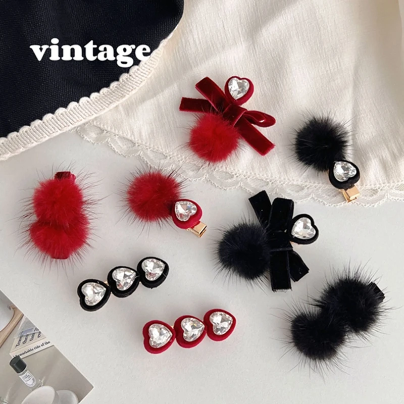 Women Mink Fur Hair Clip Crystal Hair Ball Clips Crab Hairpins Hair Accessories for Girl Headdress Ornament Hairgrips Barrettes
Women Mink Fur Hair Clip Crystal Hair Ball Clips Crab Hairpins Hair Accessories for Girl Headdress Ornament Hairgrips Barrettes