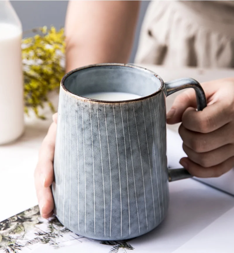 650ml Europe Retro Ceramic Mug With Spoon Coffee Creative Office Office Tea Drink Drinkware Couples Gift
650ml Europe Retro Ceramic Mug With Spoon Coffee Creative Office Office Tea Drink Drinkware Couples Gift
