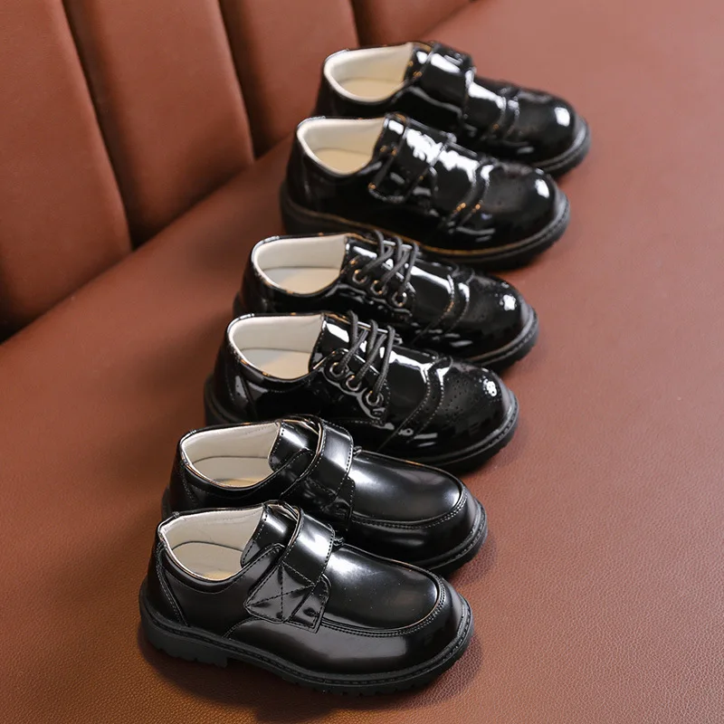 2022 New Boys Dress Shoes Black Faux Leather Slip on Tassel Boy Loafers Wedding Party Kids Formal Shoe Classic Children Footwear
2022 New Boys Dress Shoes Black Faux Leather Slip on Tassel Boy Loafers Wedding Party Kids Formal Shoe Classic Children Footwear