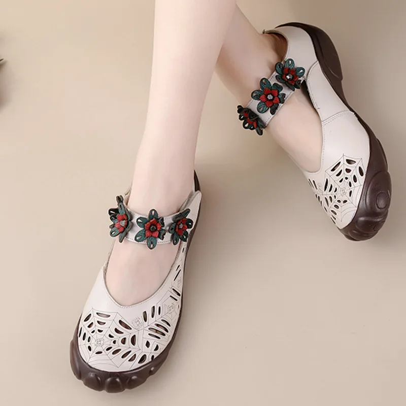 Female Cowhide Soft Bottom Fashion Sandals 2022 Summer Ethnic Style Genuine Leather Shoes Flowers Hollow Slippers Women Sandals
Female Cowhide Soft Bottom Fashion Sandals 2022 Summer Ethnic Style Genuine Leather Shoes Flowers Hollow Slippers Women Sandals
