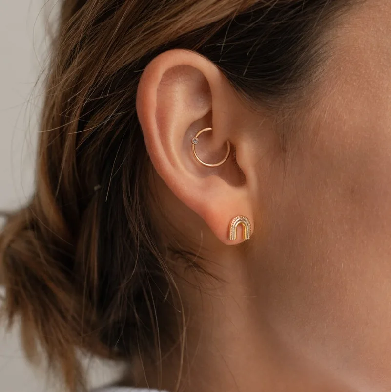 2022 New Fashion Women Simple Geometric Oil Drip Colorful Arch Shaped Earrings Women Sexy Party Colorful Rainbow Shaped Earrings
2022 New Fashion Women Simple Geometric Oil Drip Colorful Arch Shaped Earrings Women Sexy Party Colorful Rainbow Shaped Earrings