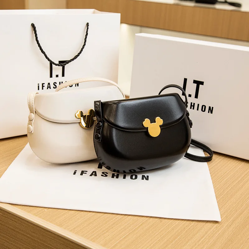 Disney Crossbody Bag for Women Girl Mickey Mouse Purse Shoulder Bag High Quality Large Capacity Fashion Luxury PU Leather
Disney Crossbody Bag for Women Girl Mickey Mouse Purse Shoulder Bag High Quality Large Capacity Fashion Luxury PU Leather