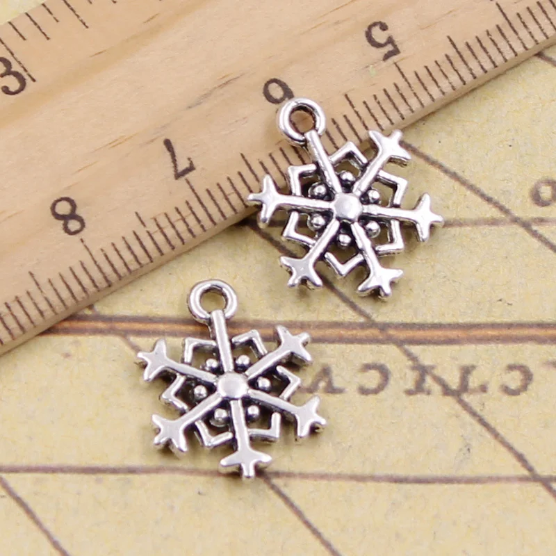 

30pcs Charms snow snowflake 18x14mm Antique Silver Color Pendants Making DIY Handmade Tibetan Finding Jewelry Crafts