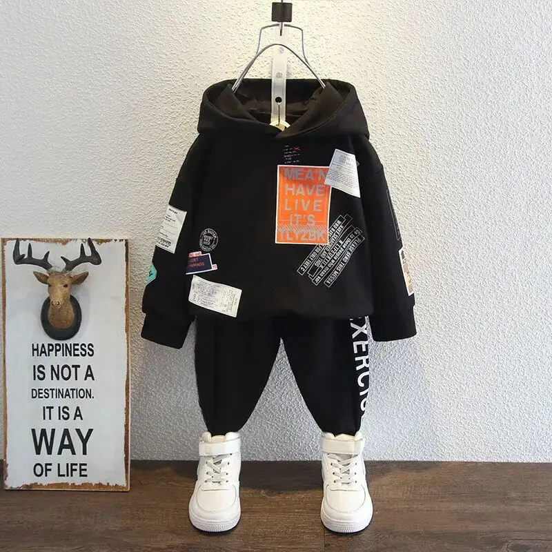 Children's Clothing Set Spring and Autumn New Boys' Hooded Sweater Pants 2 Piece Set Baby Cool Sports Casual Clothing Set 3-12Y
Children's Clothing Set Spring and Autumn New Boys' Hooded Sweater Pants 2 Piece Set Baby Cool Sports Casual Clothing Set 3-12Y