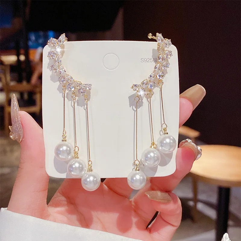 New S925 Silver Needle Pearl Tassel Ear Clip Earrings Fashion Temperament Earrings Pendant Personality Earrings For Women
New S925 Silver Needle Pearl Tassel Ear Clip Earrings Fashion Temperament Earrings Pendant Personality Earrings For Women