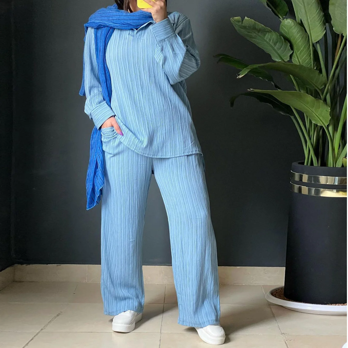 2023Casual slim suit,Arab Autumn New Fashion Casual Wrinkle Long Sleeve Lapel Irregular Shirt and Pants Set
2023Casual slim suit,Arab Autumn New Fashion Casual Wrinkle Long Sleeve Lapel Irregular Shirt and Pants Set