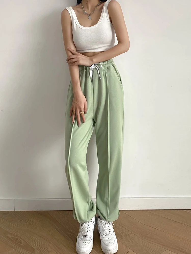 Women Casual Sport Pants Spring Autumn Solid Loose Lace-up Long Trousers Sweatpants Female Running Pantalones with Two Pockets 
Women Casual Sport Pants Spring Autumn Solid Loose Lace-up Long Trousers Sweatpants Female Running Pantalones with Two Pockets