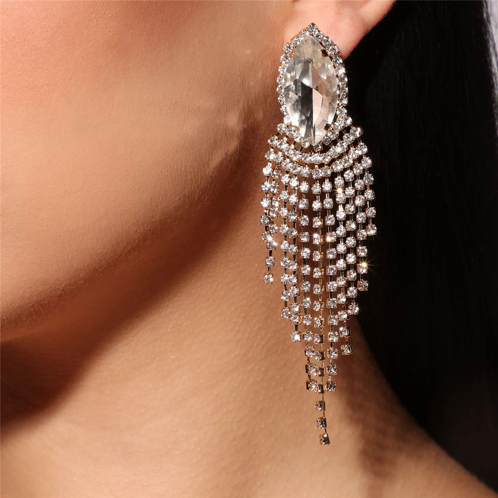 INS Fashion Bling Big Drestone Long Thingle Earrings Ladies Wedding Dinner Super Flash Crystal Earrings Exquisite Jewelry Gift
INS Fashion Bling Big Drestone Long Thingle Earrings Ladies Wedding Dinner Super Flash Crystal Earrings Exquisite Jewelry Gift