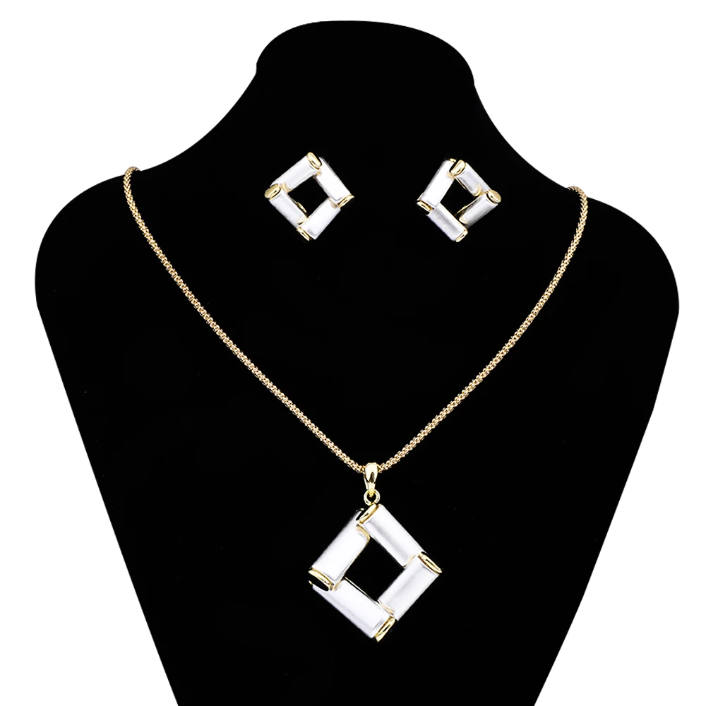 Dubai Cylindrical Pendant Delicate and Simple Necklace Earring Set Ethiopian African Women's Wedding Bridal Gift Free Shipping
Dubai Cylindrical Pendant Delicate and Simple Necklace Earring Set Ethiopian African Women's Wedding Bridal Gift Free Shipping