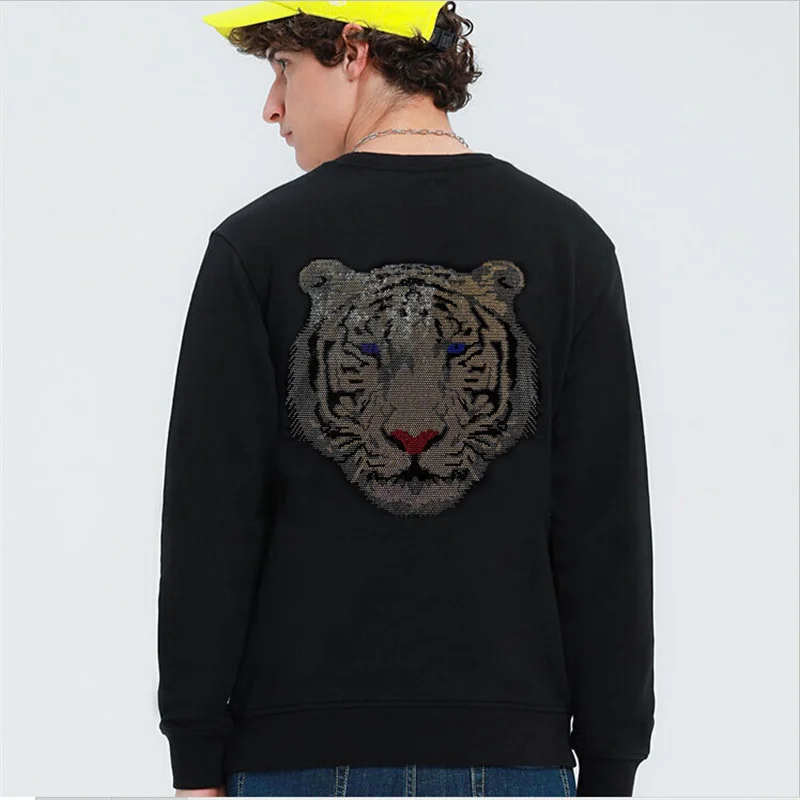 Men's Trend 2023 Joker High Quality Rhinestone Tiger Hoodie Autumn And Winter Leisure Comfortable Bodybuilding Sweatshirt
Men's Trend 2023 Joker High Quality Rhinestone Tiger Hoodie Autumn And Winter Leisure Comfortable Bodybuilding Sweatshirt