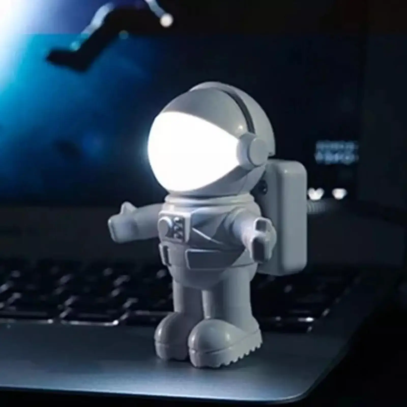 

Funny Astronaut USB Gadget Spaceman USB LED Light Adjustable Night Light Gadgets For Computer PC Lamp Room Decor Nightlight R8Z6