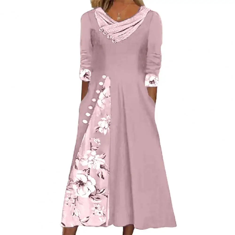 Женское винтажное платье-макси с цветочным принтом
Женское винтажное платье-макси с цветочным принтом