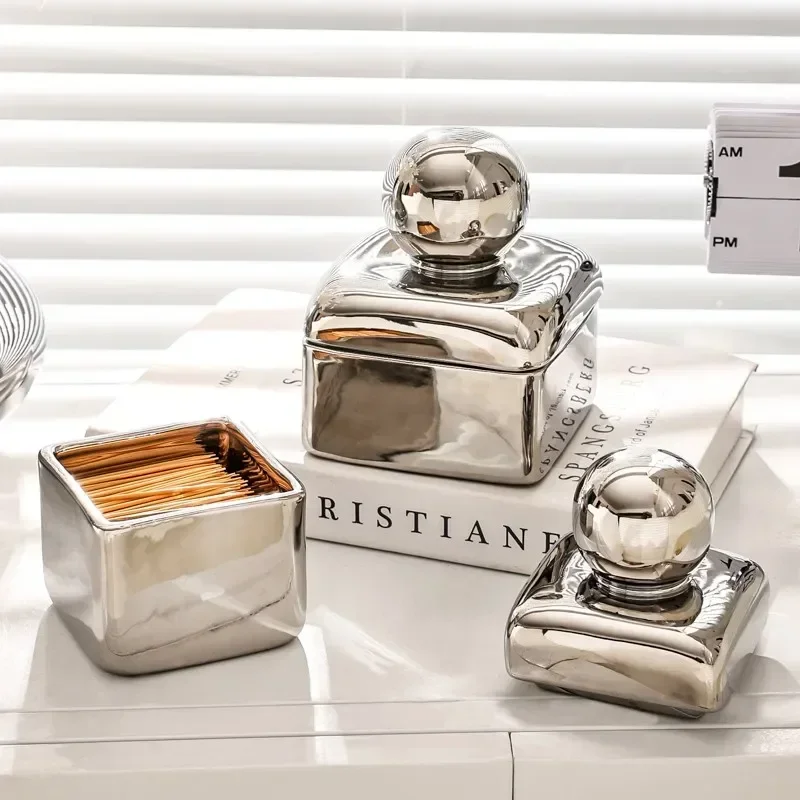 Jar Fruit Lid Jewelry Cotton European Ceramic Cosmetic Jar Dessert Box Storage Box Swab With Storage Ornaments Nut
Jar Fruit Lid Jewelry Cotton European Ceramic Cosmetic Jar Dessert Box Storage Box Swab With Storage Ornaments Nut