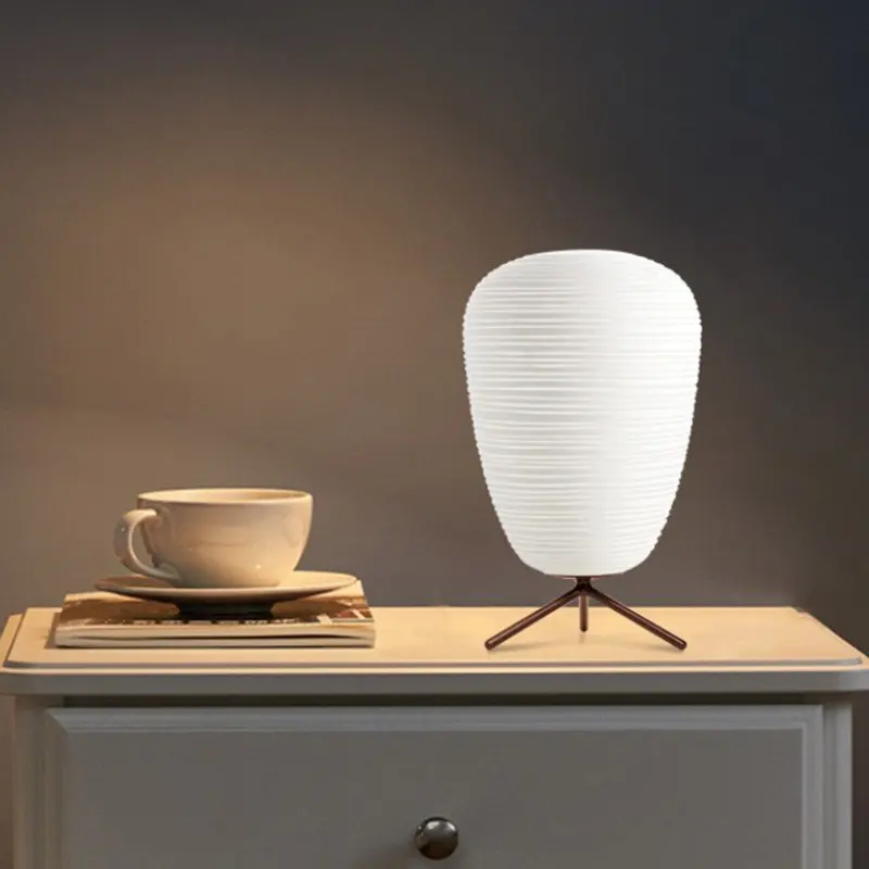 Скандинавская стеклянная настольная лампа в форме шара, плиссированные затемненные линзы для защиты глаз, украшение для гостиной, дизайнер...
Скандинавская стеклянная настольная лампа в форме шара, плиссированные затемненные линзы для защиты глаз, украшение для гостиной, дизайнер...