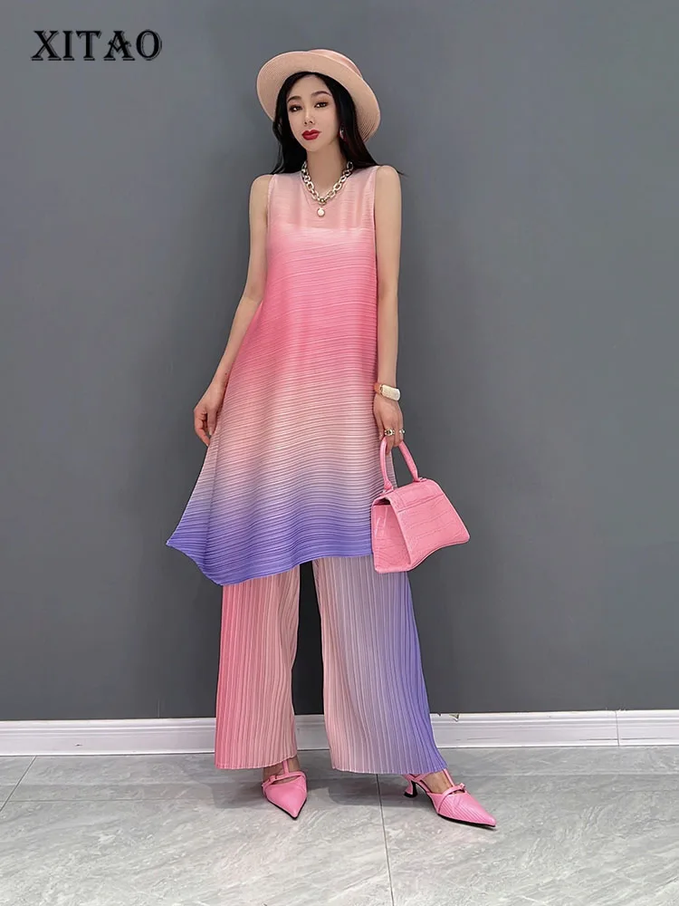XITAO Two Piece Set Women Fashion Print Pattern Sleeveless Top Elastic Waist Full Length Pants Summer Minority Loose WMD6419 
XITAO Two Piece Set Women Fashion Print Pattern Sleeveless Top Elastic Waist Full Length Pants Summer Minority Loose WMD6419