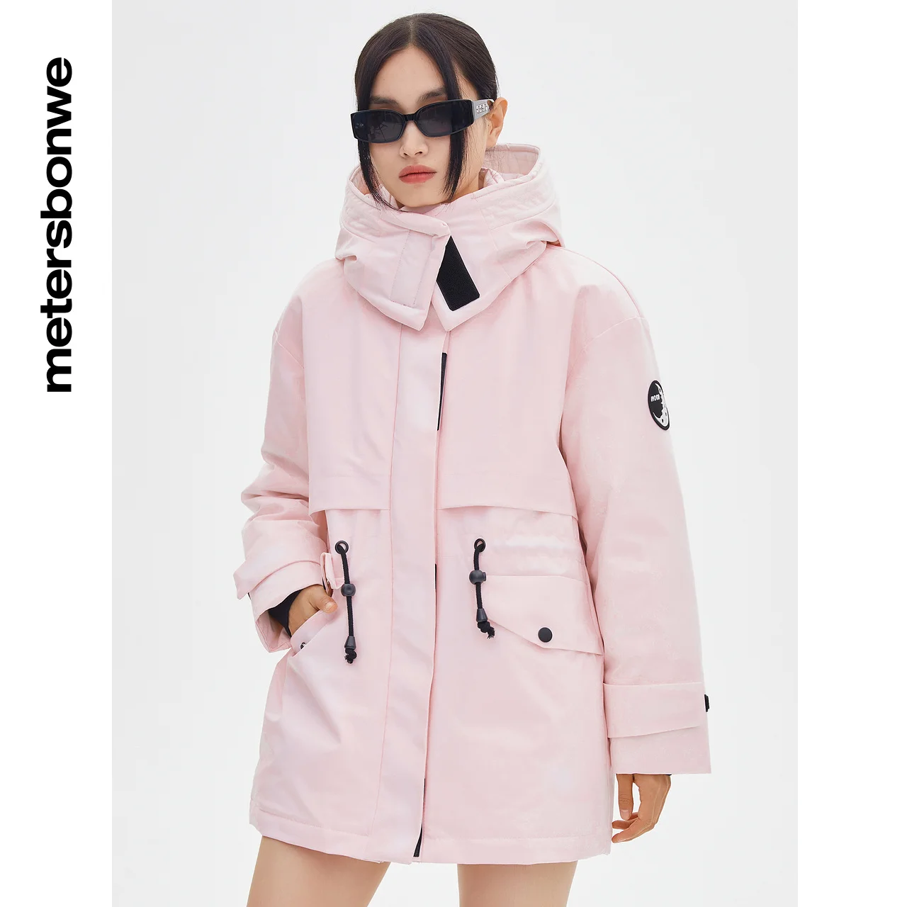 Metersbonwe Hooded Windproof Parker Down Jacket Women Winter Warm Coat Anti-snow Down Coat Female Print Outerwear Brand Clothing
Metersbonwe Hooded Windproof Parker Down Jacket Women Winter Warm Coat Anti-snow Down Coat Female Print Outerwear Brand Clothing
