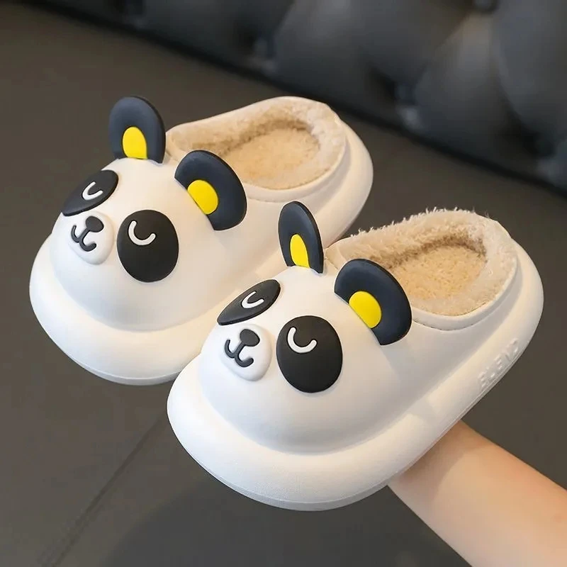 2022 Cute Winter Panda Slippers Baby Kids Slides House Slippers Waterproof Fur Mules Clogs Children Home Loafers Boy Girl Sliper
2022 Cute Winter Panda Slippers Baby Kids Slides House Slippers Waterproof Fur Mules Clogs Children Home Loafers Boy Girl Sliper