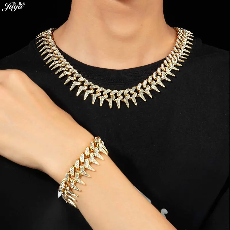 Cool Jewelry Sets Hip Hop Men Necklace Bracelet For Women Shiny Rhinestone Cuban Chain Necklaces For Rock Men Party Gifts
Cool Jewelry Sets Hip Hop Men Necklace Bracelet For Women Shiny Rhinestone Cuban Chain Necklaces For Rock Men Party Gifts