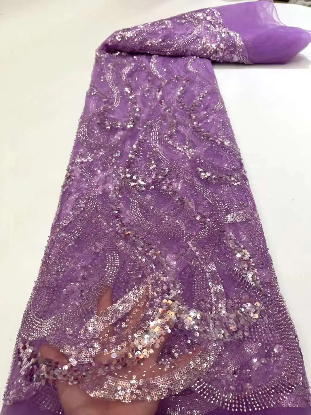 2022 Purple Nigerian Sequins Lace Fabric High Quality French Beaded Lace Fabric African Tulle Lace Fabric For Wedding
2022 Purple Nigerian Sequins Lace Fabric High Quality French Beaded Lace Fabric African Tulle Lace Fabric For Wedding