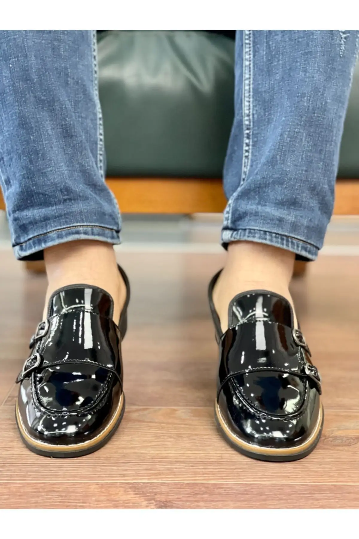 Men's Shoes Guaranteed Classic Casual Summer New Style Men Loafers Soft Comfortable Comfortable Shoes
Men's Shoes Guaranteed Classic Casual Summer New Style Men Loafers Soft Comfortable Comfortable Shoes