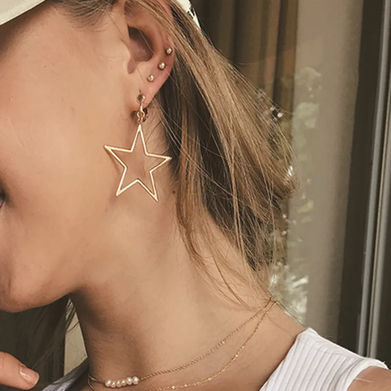 Korean Fashion Gold Sliver Big Hollow Star Dangle Earrings for Women Girl Simple Statement Long Drop Earrings Gift
Korean Fashion Gold Sliver Big Hollow Star Dangle Earrings for Women Girl Simple Statement Long Drop Earrings Gift